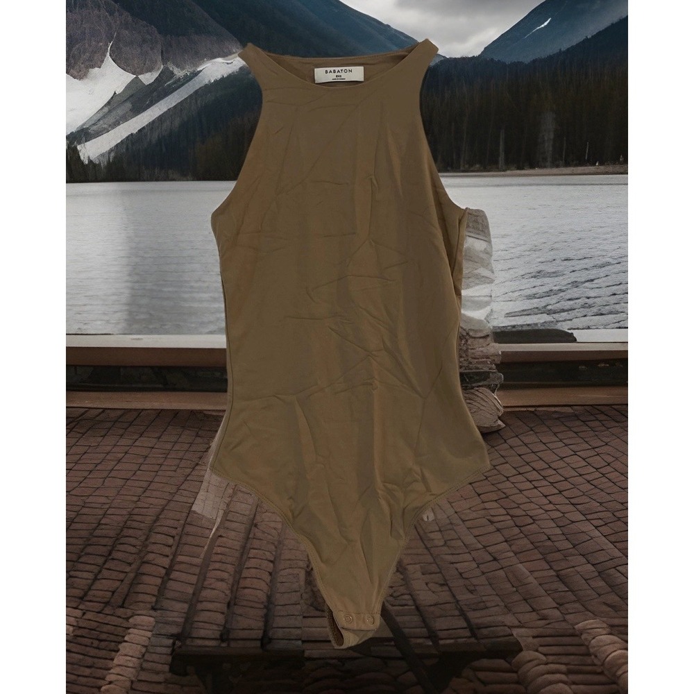 Babaton Bodysuit Womens 2XS Beige Sleeveless‎ High Neck Stretch Snap Closure